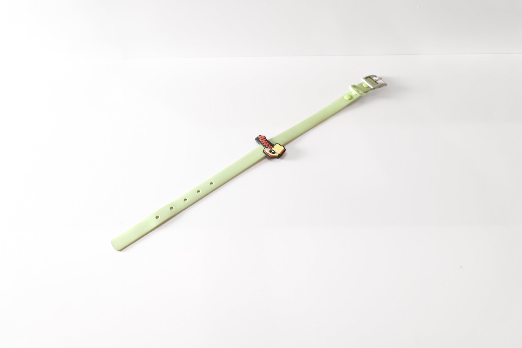 Collar & Leash Tabs